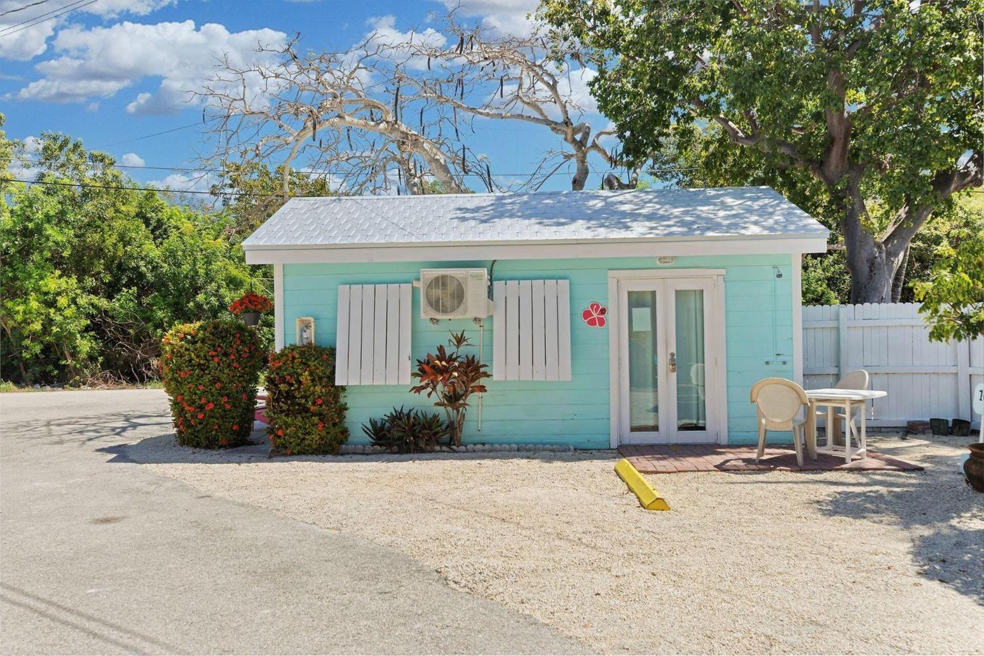 Tropical Cottages Marathon Exteriér fotografie